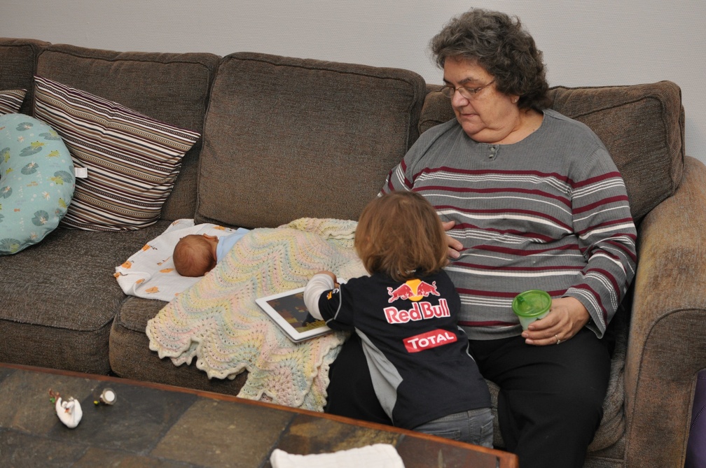 Grandma and Greta on the iPad4
